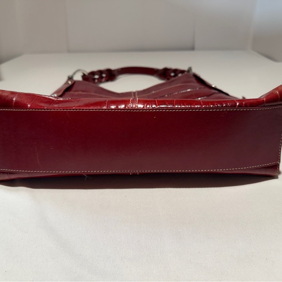 Brighton Endora red croc embossed leather shoulder bag - Picture 4 of 16